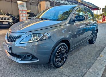 Lancia Ypsilon 1.0 Hybrid UNIPRO' SENZA VINCOLI DI
