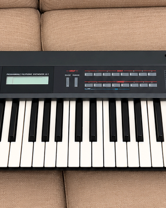 Roland alpha juno 1