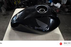 serbatoio Honda Hornet 2003/2004