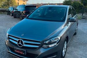 Mercedes-benz B 180 d Automatic Executive