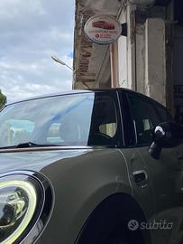 Mini Mini Cooper D F55