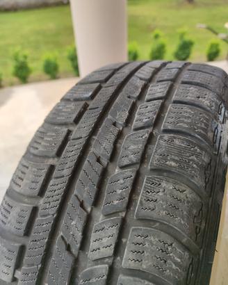 Gomme invernali Nexen 215/55 R17