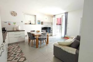 Appartamento di 72 m² con 3 locali e box auto a Mo