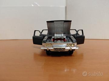 Dinky Toys Ford Zodiac no Politoys Mebetoys Corgi 