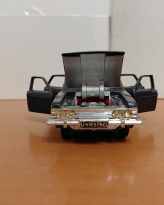 Dinky Toys Ford Zodiac no Politoys Mebetoys Corgi 