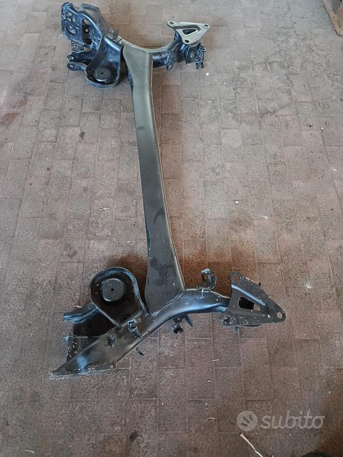 NTY Braccio Oscillante Superiore, Asse Posteriore Esterno, Sinistro E Destro – Ricambio Auto ZWT-TY-053