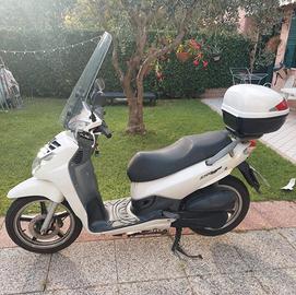Scooter Peugeot LXR 200