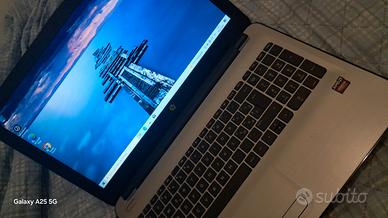 laptop HP A10 come nuovo 
