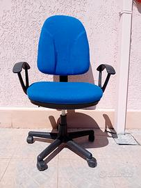 sedia da scrivania con ruote girevoli