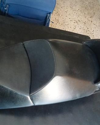 SELLA SELLONE PEUGEOT SATELIS 125 250 400 500