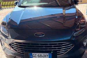 Privato vende automobile