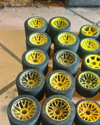 Ruote vintage per restauro modellini 1/8 pista