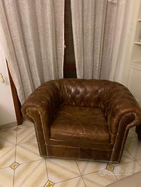 Chesterfield - Poltrona capitonné in pelle marrone