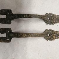 Coppia antiche maniglie in bronzo