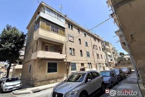 Tre vani più servizi Camaro San Paolo