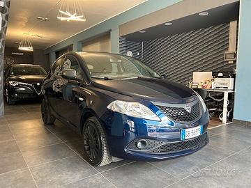 LANCIA YPSILON 1.2 69 CV 5 PORTE GPL ECOCHIC SILVE