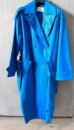 Trench lungo Stradivarius. ecopelle blu elettrico
