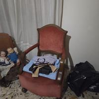 Armadio con poltrone