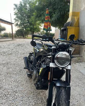 Husqvarna Svartpilen 401