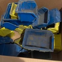 Porta componenti (contenitori) in plastica