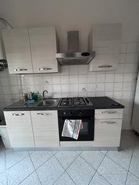 Cucina mondo convenienza con elettrodomestici