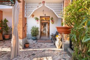 VILLA A SCHIERA A CASELLE TORINESE