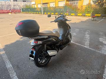 Piaggio Beverly 300 i.e.