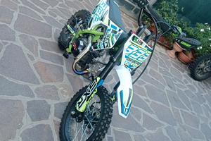 NCX SXR Z-PRO 125