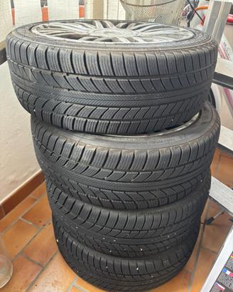 gomme con cerchi in lega
