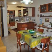 Rifinitissimo appartamento 3 vani + box auto