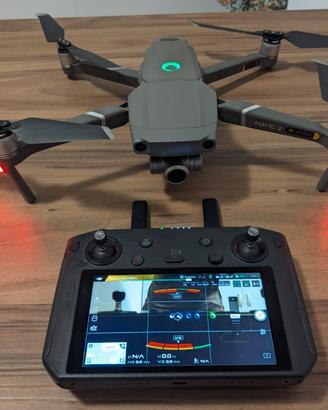 DJI Mavic 2 Zoom (DJI Smart Controller con Monitor