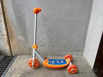 Monopattino a 3 ruote per bambini