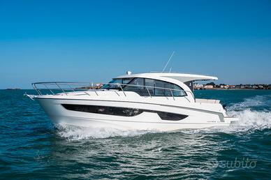 BENETEAU ANTARES 11 COUPE e 11 FLY