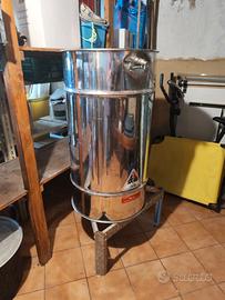 serbatoio da 150 l per olio in inox con piedi