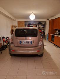 Lancia Y 1.2 140.000km 2011