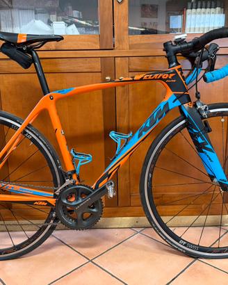 Bicicletta ktm revelator élite carbon Shimano
