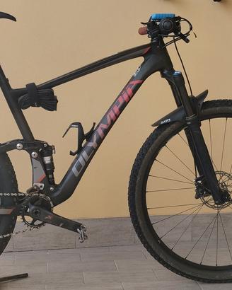 MTB OLIMPIA IN CARBONIO 