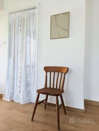 Sedia in legno massello – come nuova