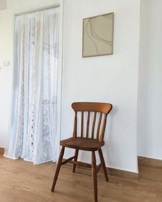 Sedia in legno massello – come nuova
