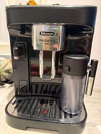 Macchina del caffè DE LONGHI MAGNIFICA EVO
