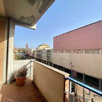 Appartamento signorile con ascensore, pieno centro