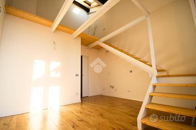 2 LOCALI A CORNAREDO