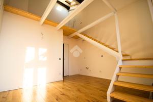 2 LOCALI A CORNAREDO