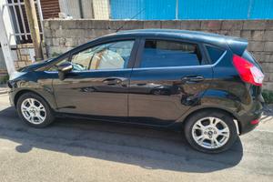 Ford Fiesta 1.2 Titanium SOLO 16000 km !!