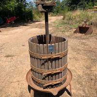Torchio manuale Zambelli per uva