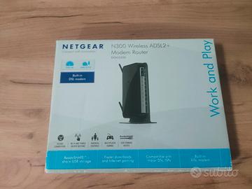 Router Netgear N300 DGN2200