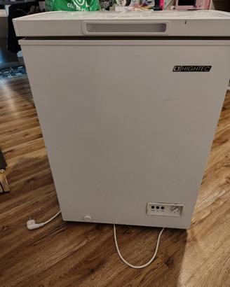 Congelatore a pozzetto 