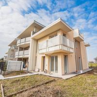 VILLA A SCHIERA D'ANGOLO A VILLAFRANCA DI VERONA