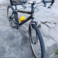 bicicletta per ragazzi e adulti una 26