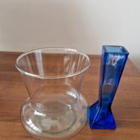 Coppia di Vasi Decorativi in Vetro Blu e Trasparen